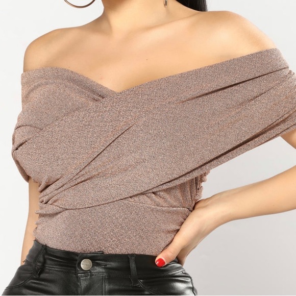 Fashion nova Bodysuit - Rose Gold size Small - Picture 1 of 3